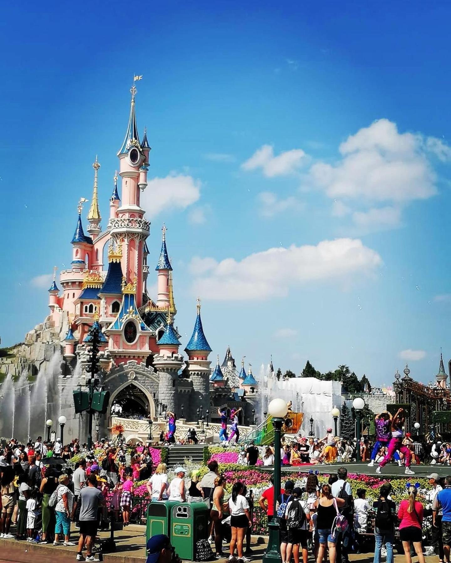 Studio Easy Check-In 8 Mins Disneyland 35 Mins Paris Free Starbucks Coffee Parking Wifi 뷰씨 쎙 죠흐쥬 외부 사진