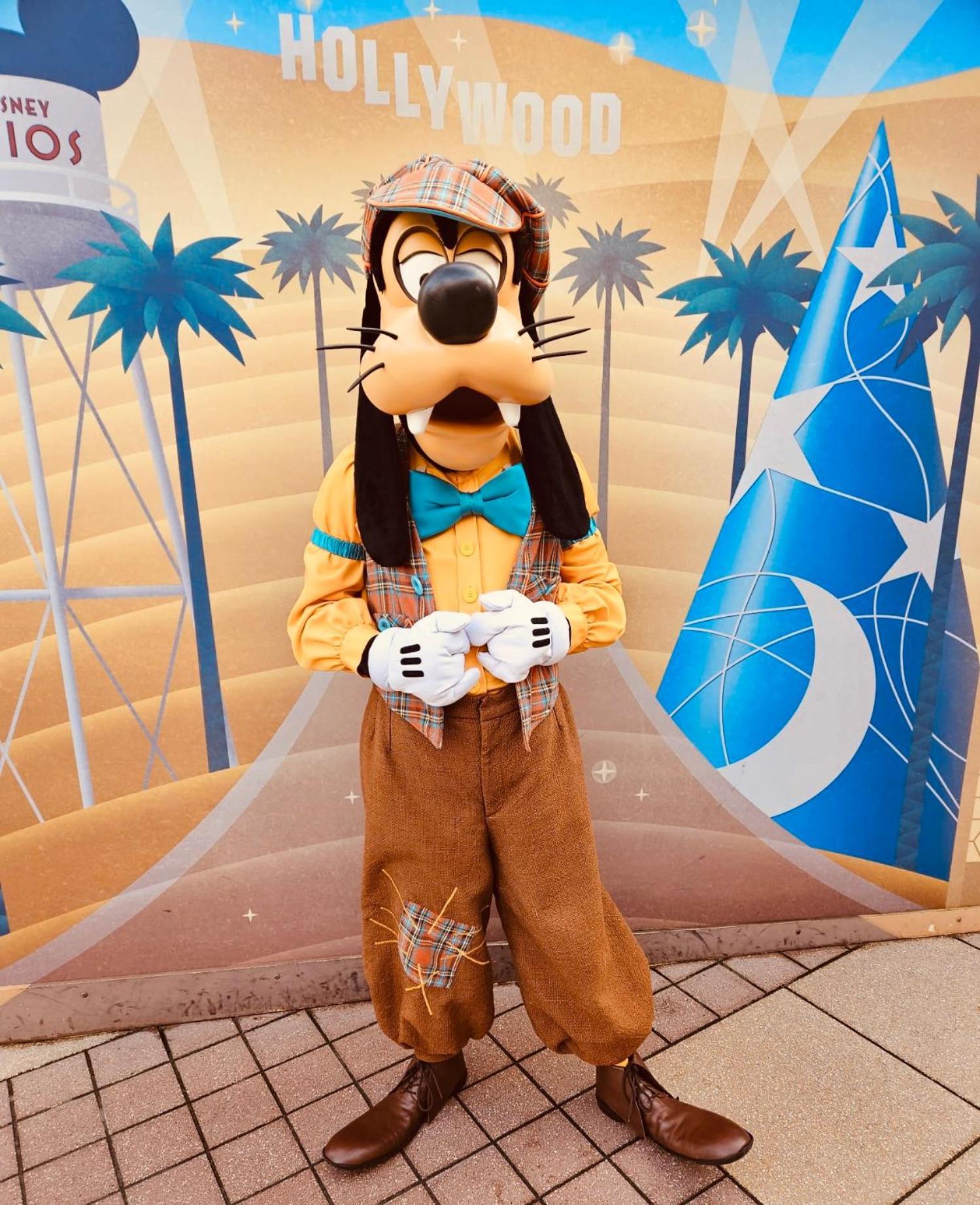 Studio Easy Check-In 8 Mins Disneyland 35 Mins Paris Free Starbucks Coffee Parking Wifi 뷰씨 쎙 죠흐쥬 외부 사진